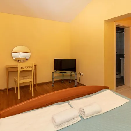 Amazing In With Wifi بيت للعطل