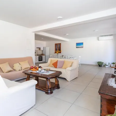 Amazing In With Wifi *