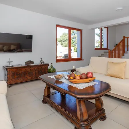 Amazing In With Wifi Kula Norinska