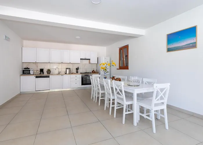 Amazing In With Wifi Holiday home