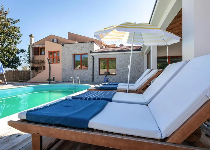 Holiday home Amazing In With Wifi